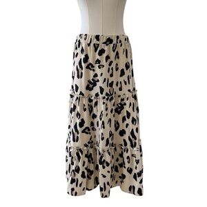 Tickled Teal Leopard Tiered Midi Skirt Size L EUC